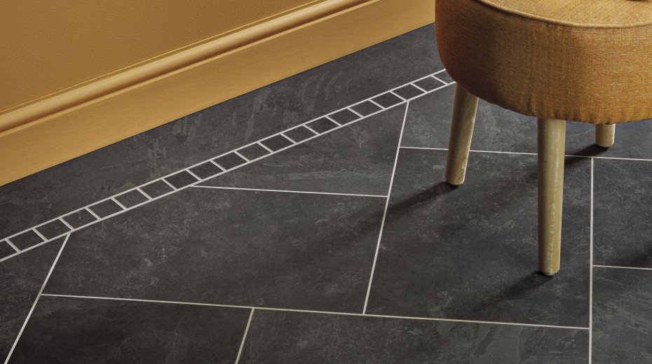 instalación de zócalos de parquet 